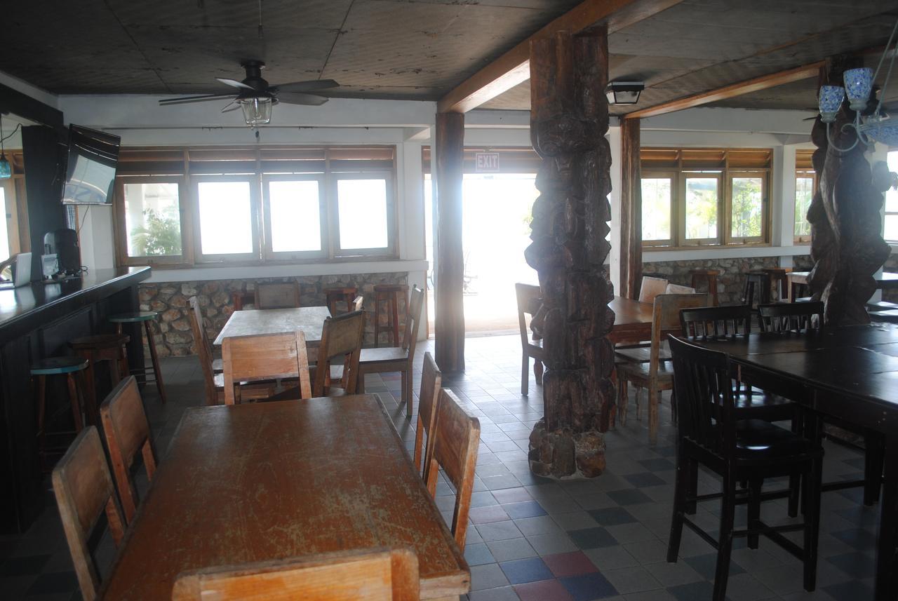 The Sea Front Inn 蓬塔戈尔达 外观 照片
